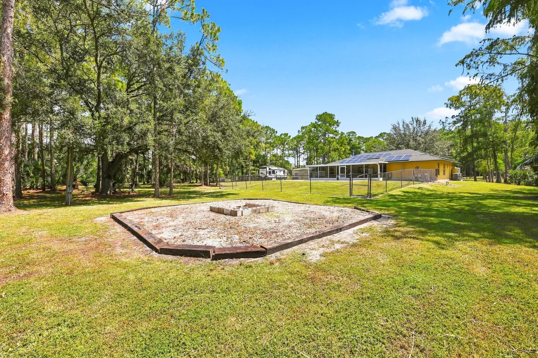 Photo of 2195 F Road