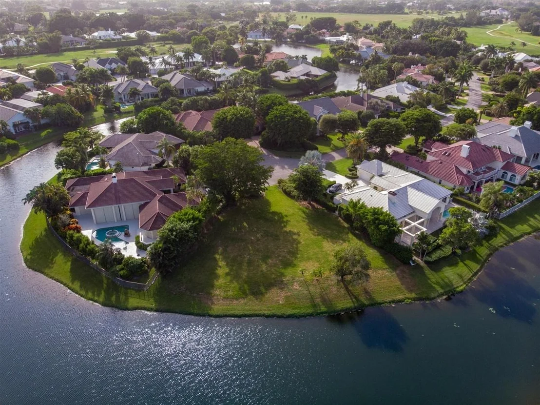 Photo of 2289 Golf Brook Drive
