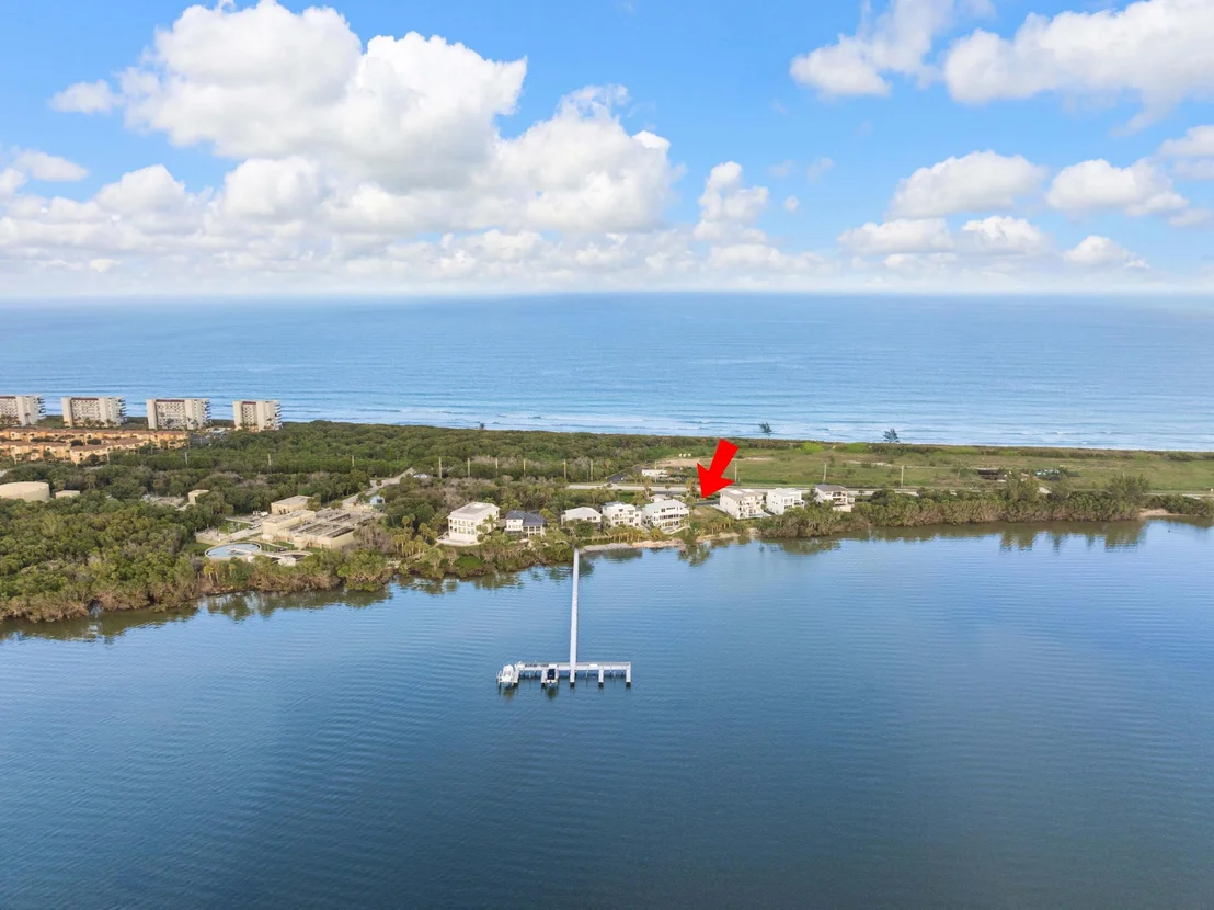 Photo of 7671 Pelican Pointe Drive