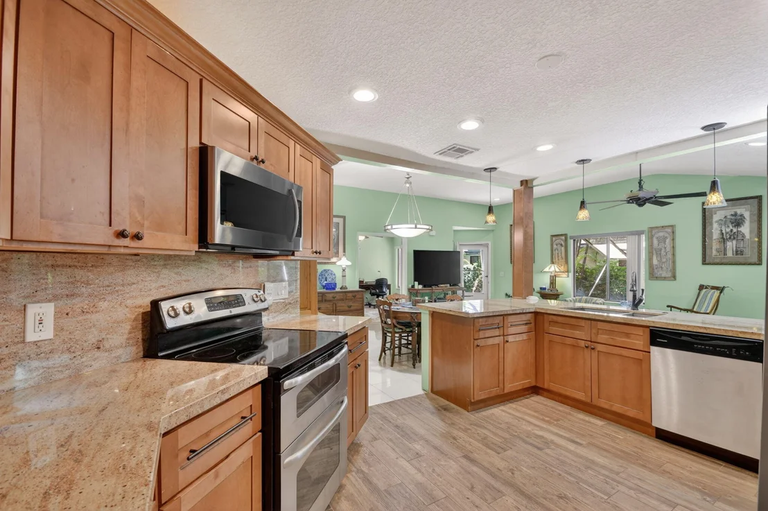 Photo of 5155 Pine Drive