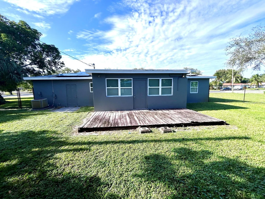 Photo of 454 Flagler Boulevard