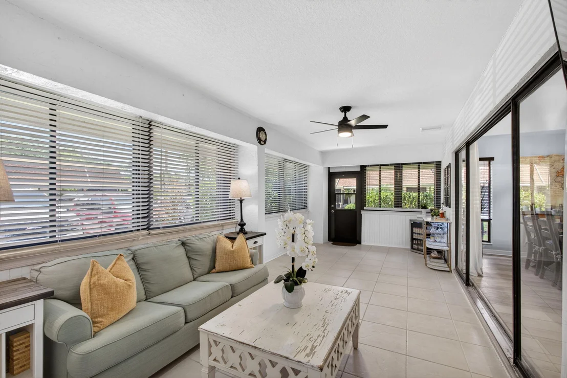 Photo of Unit C at 101 Half Moon Circle
