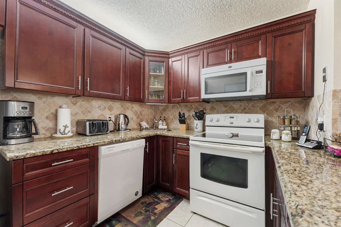 Photo of Unit C1 at 322 Pine Ridge Circle