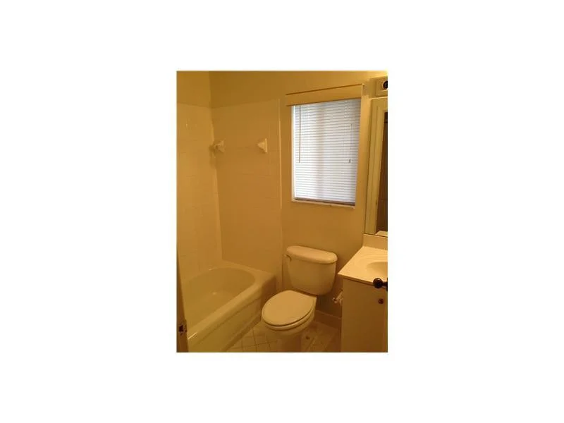 Photo of 1169 Alexander Bend