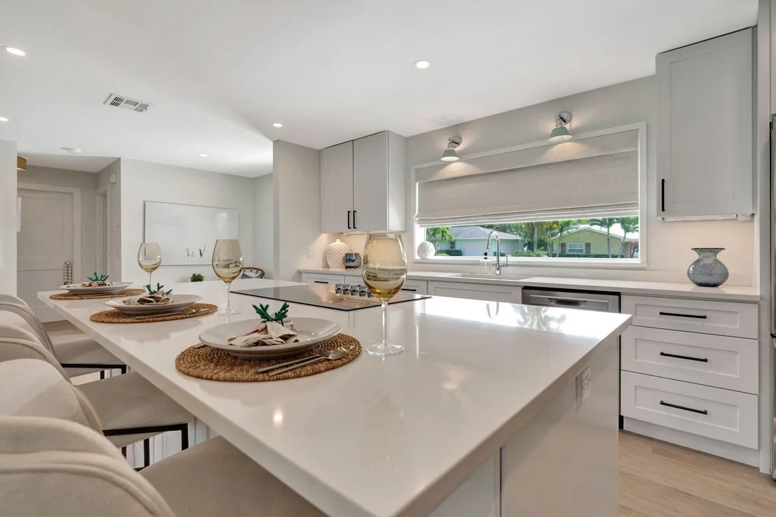 Photo of 359 Beacon Street