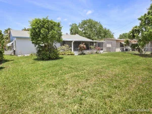 Photo of 501 W Whitney Drive