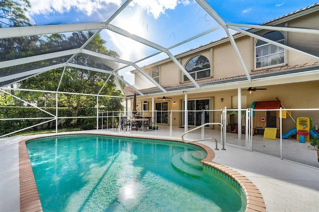 Photo of 107 Bent Tree Drive