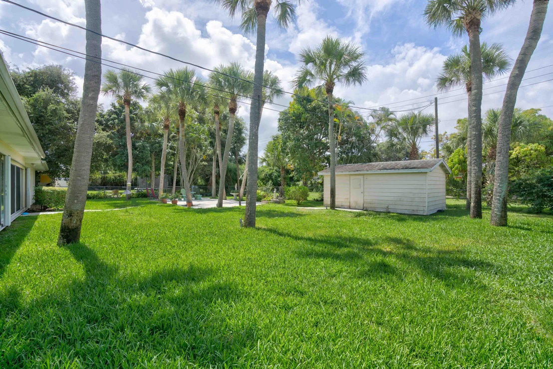 Photo of 452 Date Palm Drive