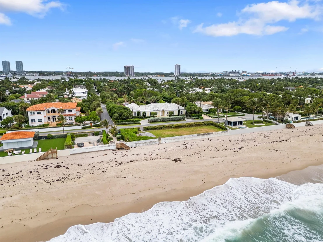 Photo of 1160 N Ocean Boulevard