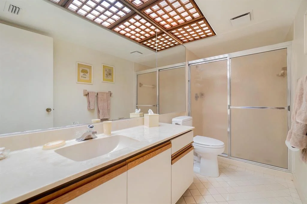 Photo of 5963 Glenbrook Drive