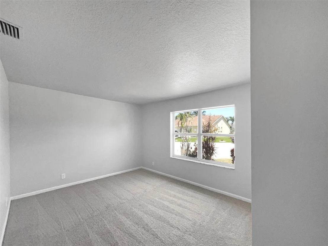 Photo of 1066 Salmon Isle