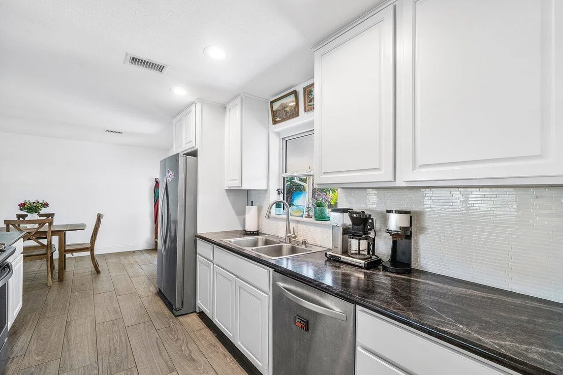 Photo of 126 Pineview Road