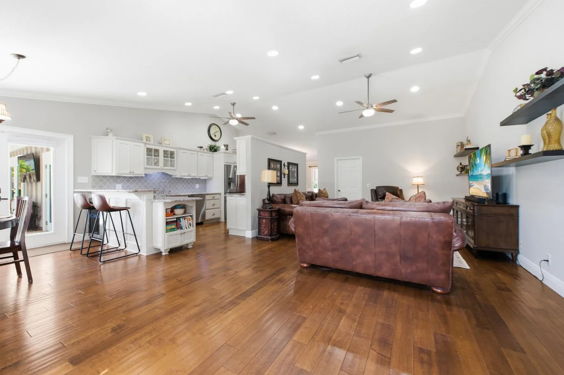 Photo of 805 Daffodil Drive
