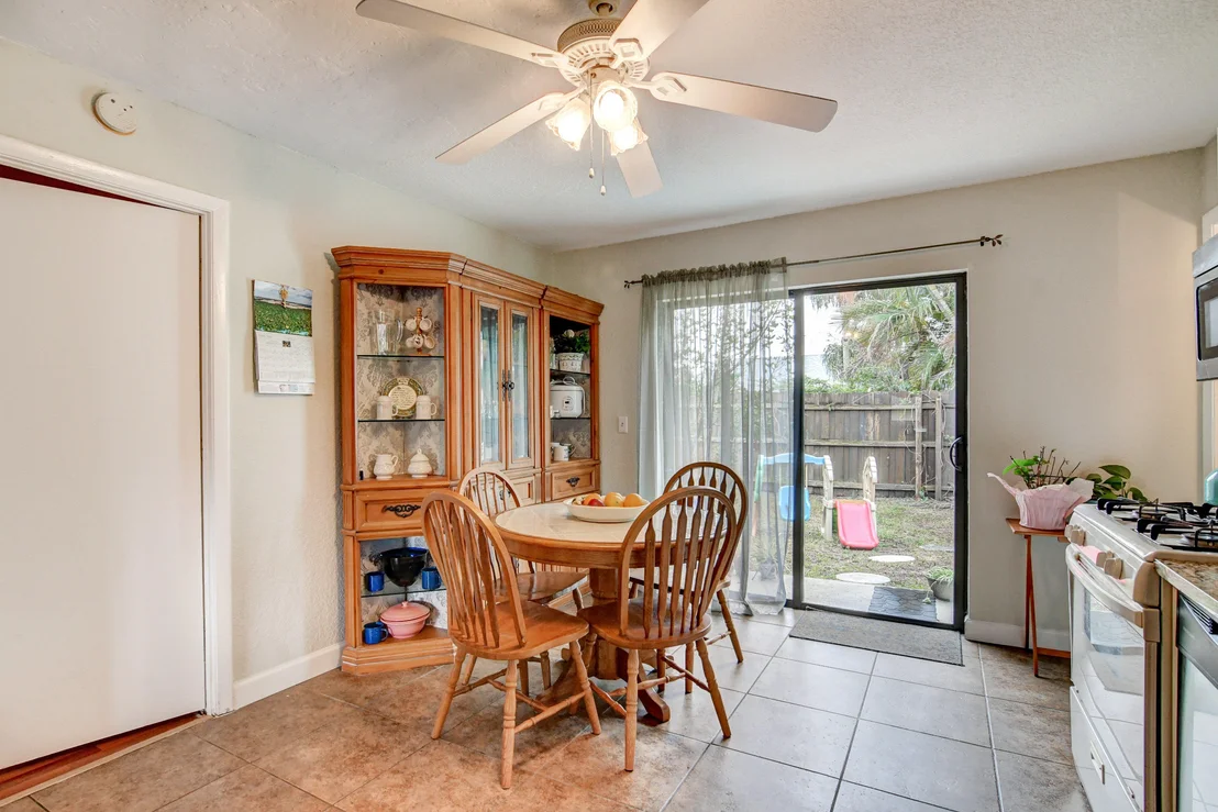 Photo of 6194 Moonbeam Drive