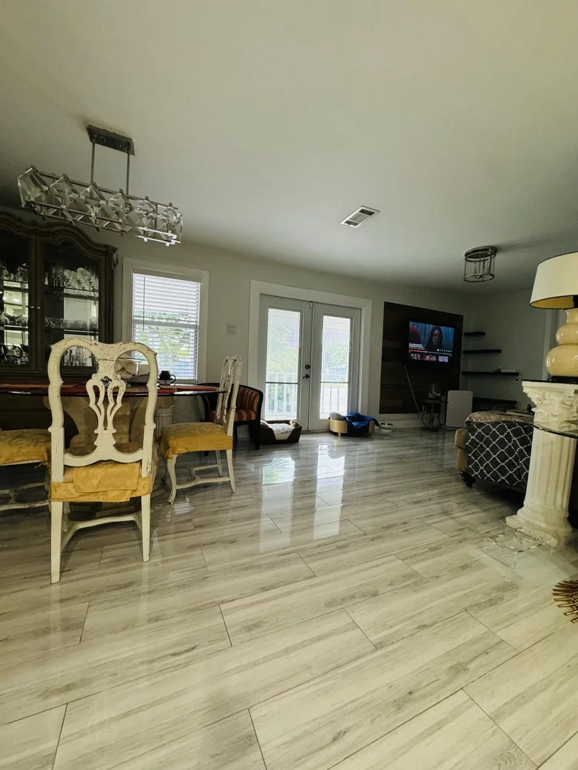Photo of 1884 Kirk Rd