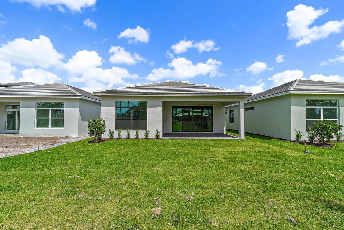 Photo of 7050 SE Haven Lane