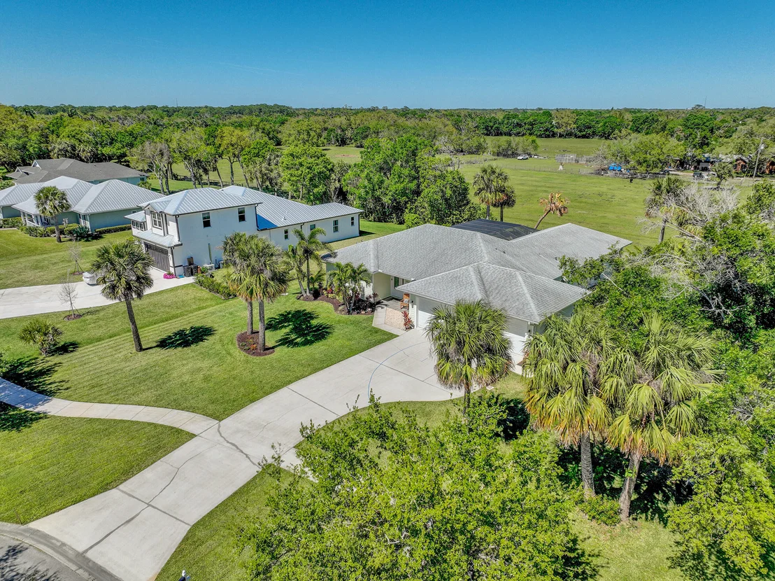 Photo of 1404 Lone Pine Drive