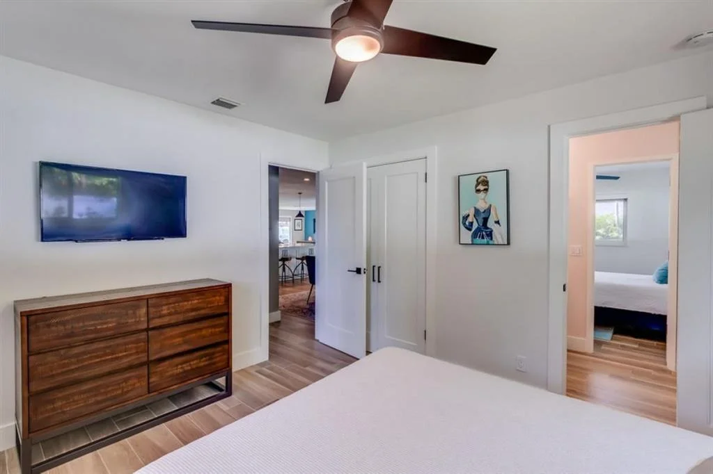 Photo of 611 Sunshine Drive