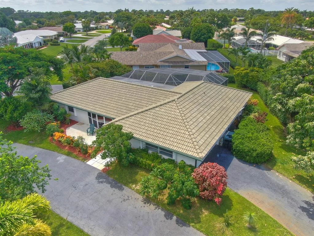Photo of 208 Gleneagles Drive