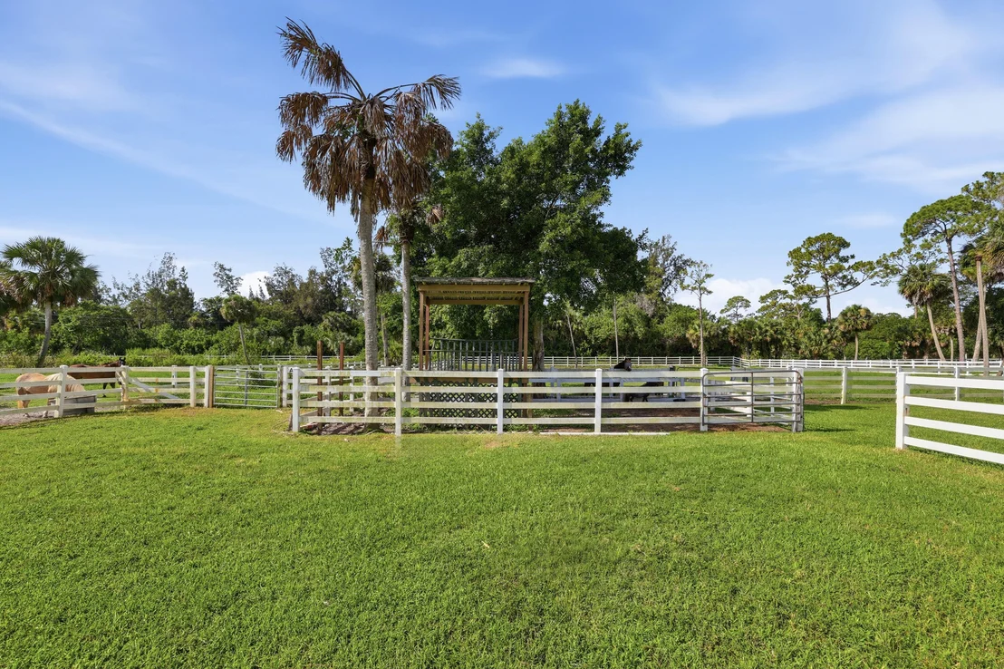 Photo of 14095 BIDDEX Road