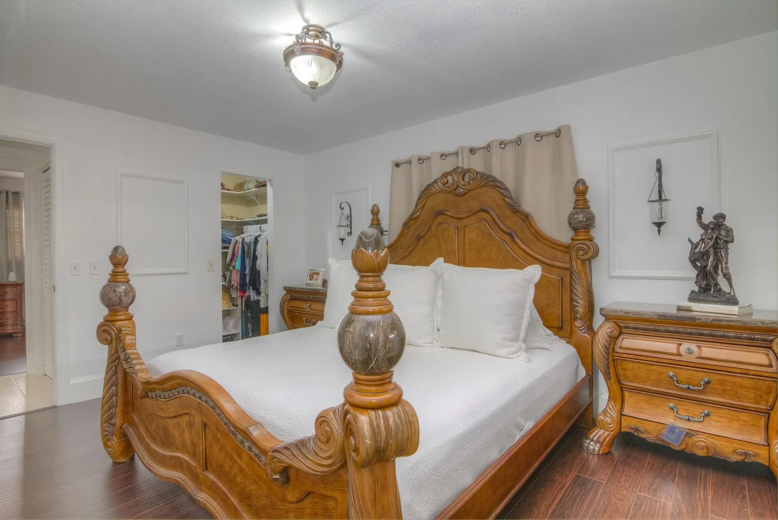 Photo of 4591 Bowman Street
