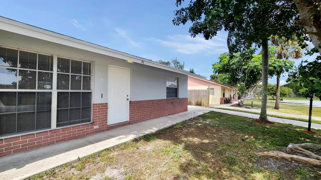 Photo of 31 SE Cayuga Terrace