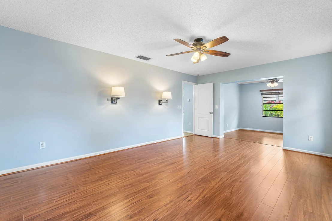 Photo of 4060 Birchwood Drive