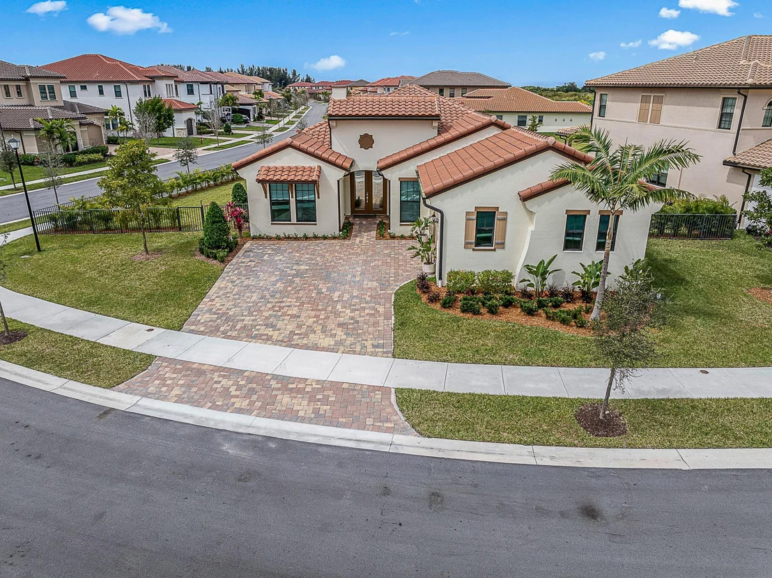 Photo of 9335 Bayside Circle
