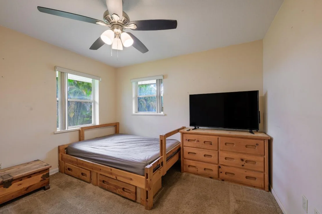 Photo of 588 NE 28th Avenue