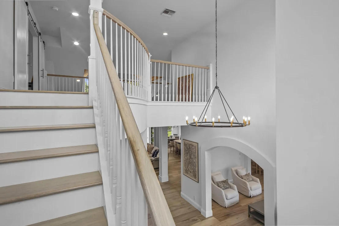 Photo of 4786 Ridgewood Road E