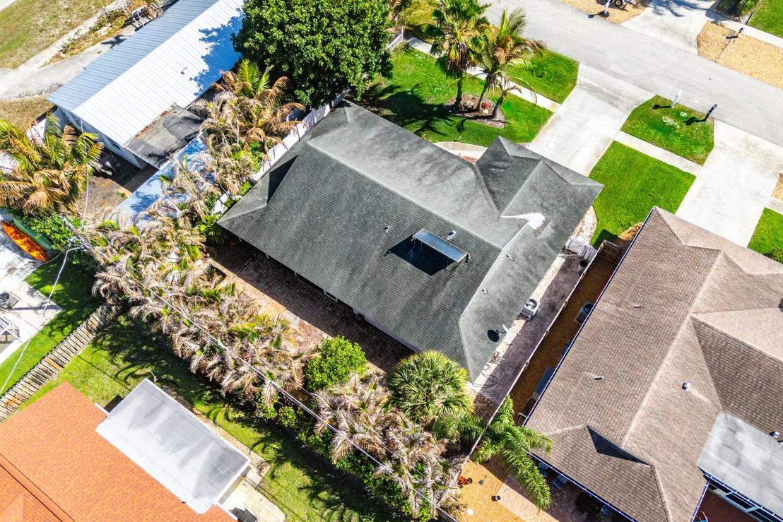 Photo of 4153 Russell Street