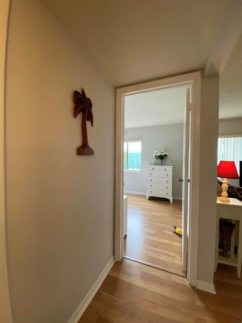 Photo of Unit D1 at 302 Pine Ridge Circle