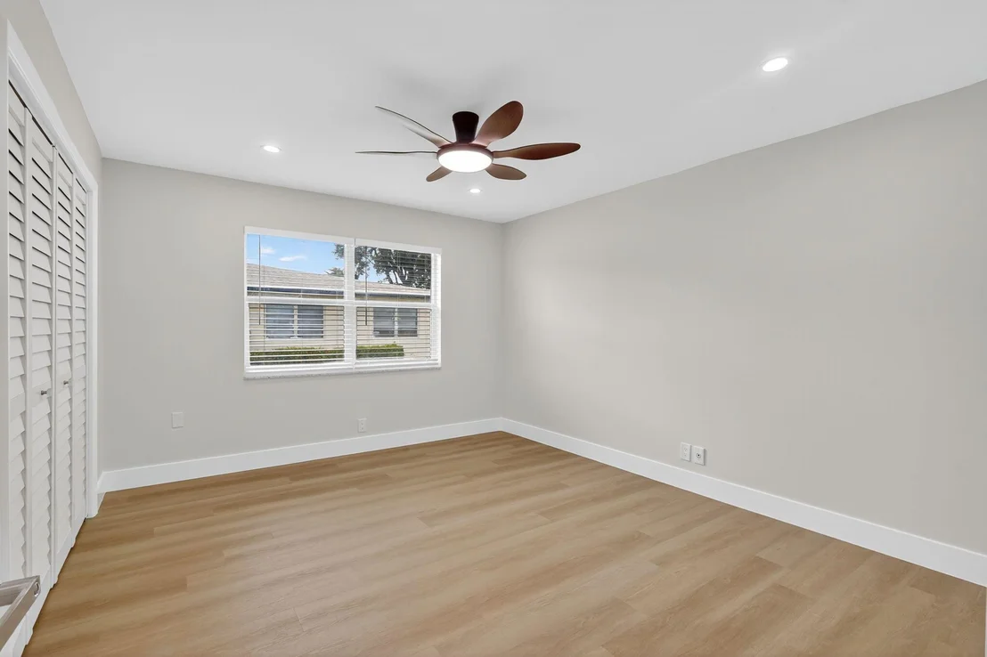 Photo of Unit A at 955 Circle Drive