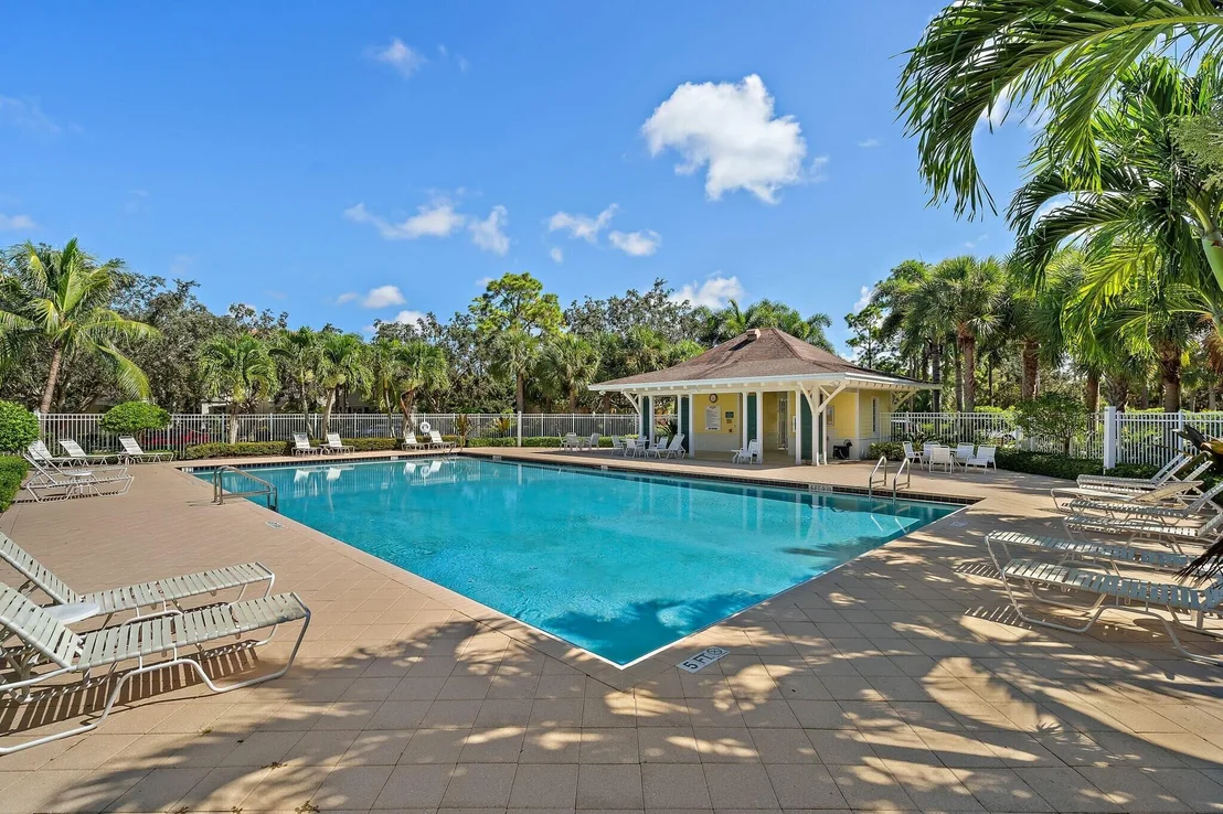 Photo of 2628 W Community Drive