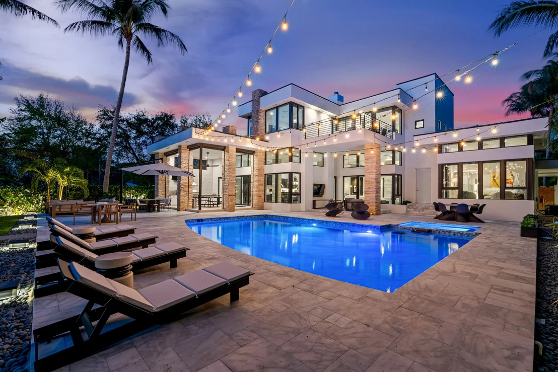 Photo of 1080 Lake Drive
