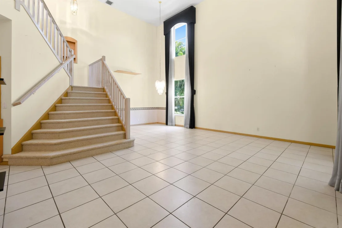 Photo of 575 Scrubjay Lane