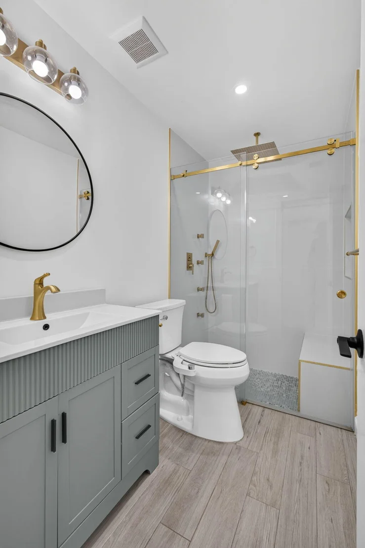 Photo of 502 Circle E