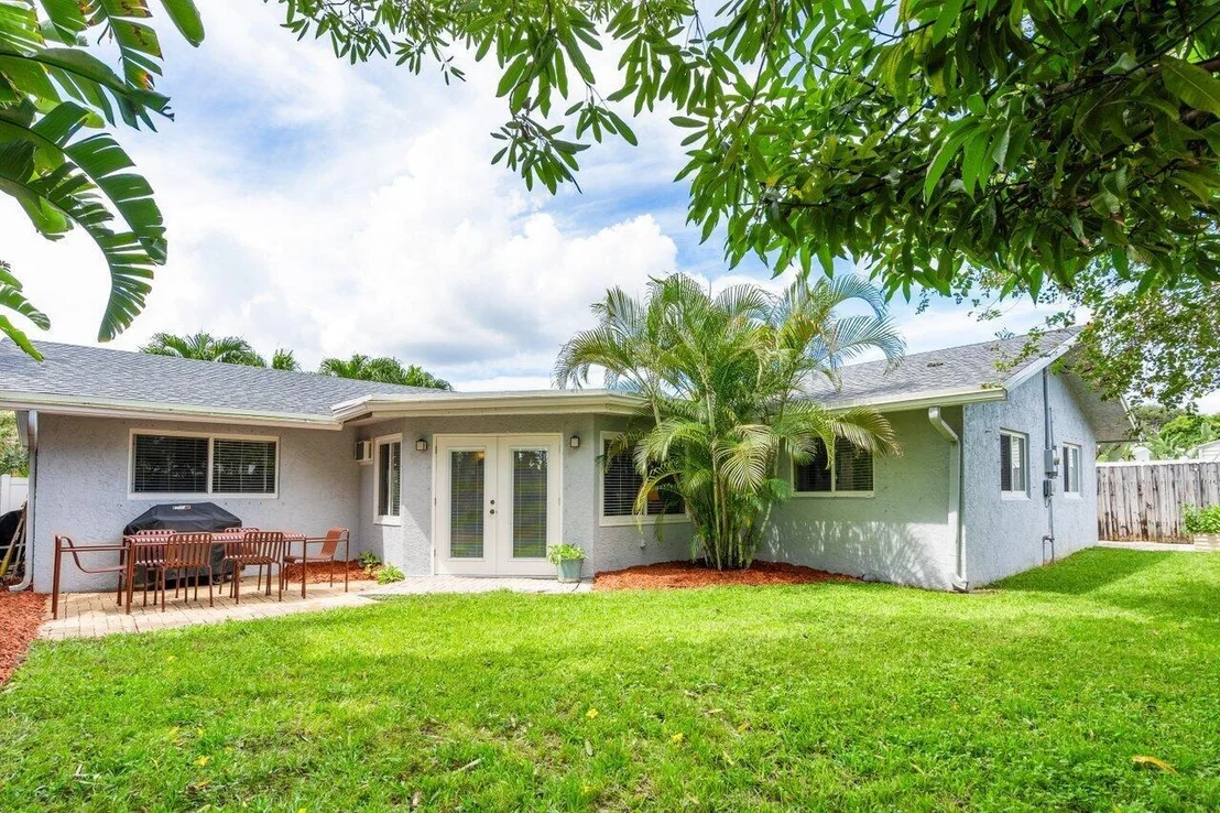 Photo of 609 Heron Drive