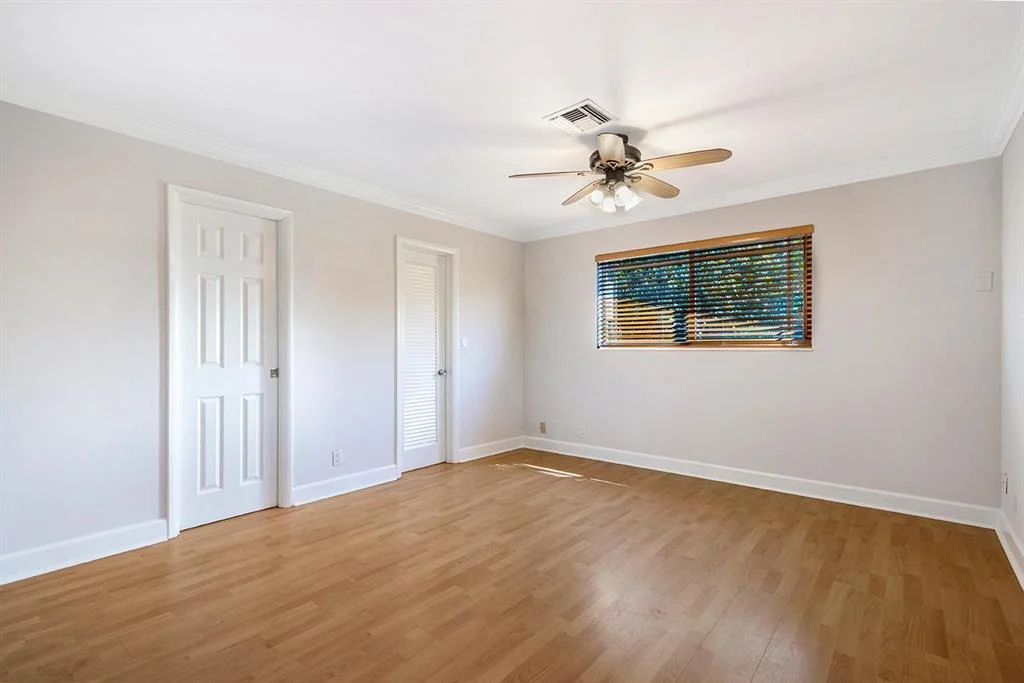 Photo of 2370 NE 14th Terrace