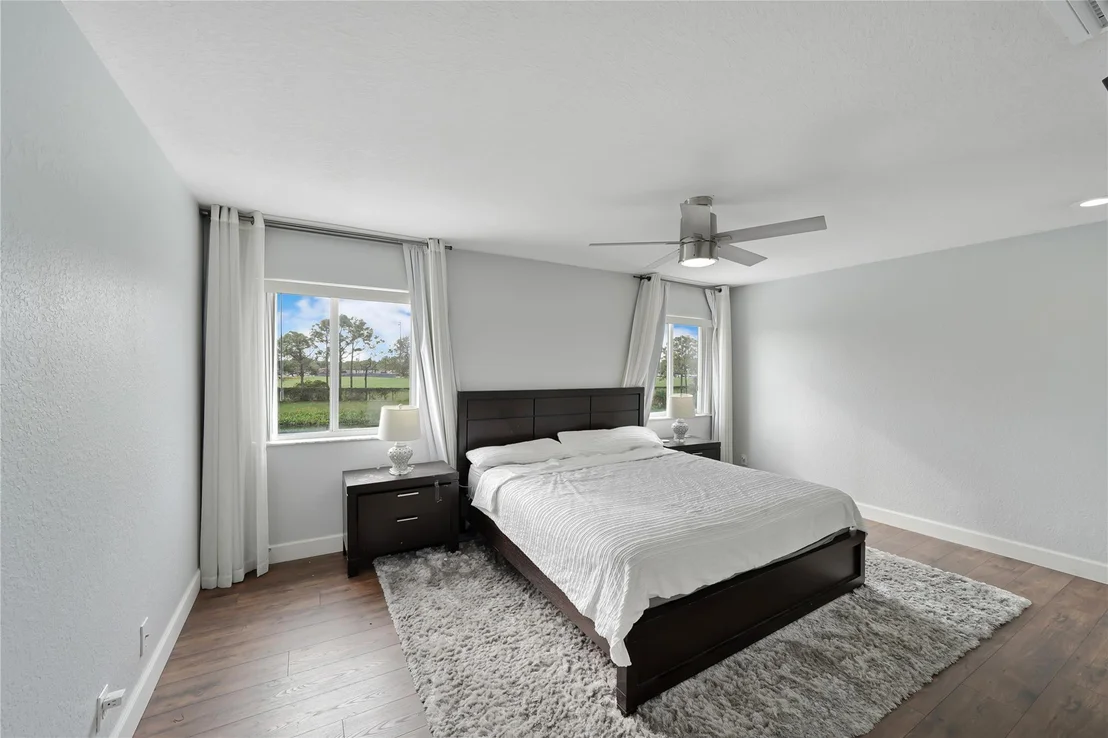 Photo of 6146 Spring Isles Boulevard