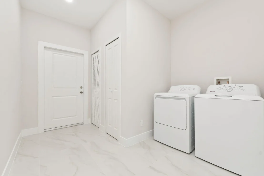 Photo of 5310 Sunset Boulevard