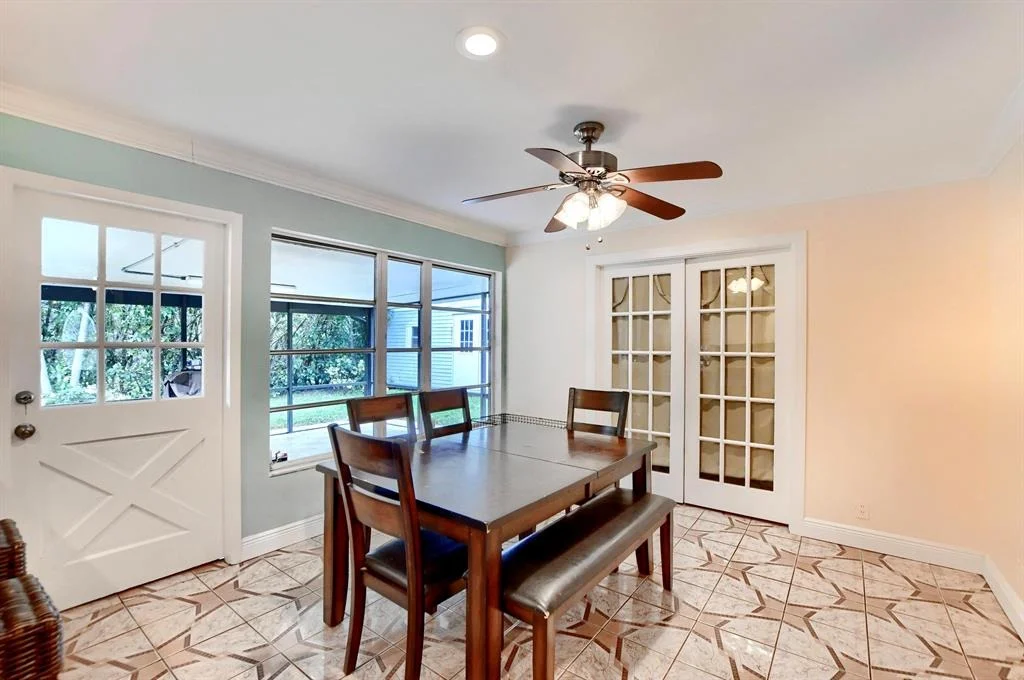 Photo of 110 W Rubber Tree Drive