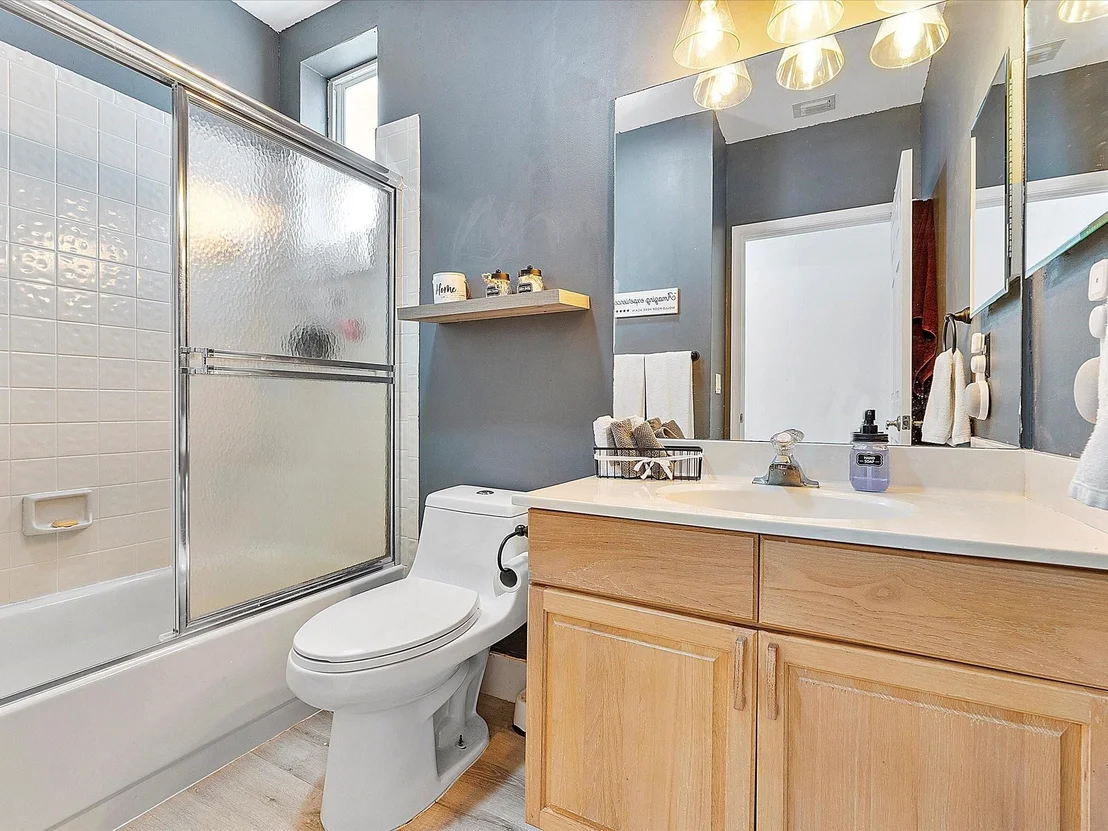 Photo of 7231 Ashford Lane