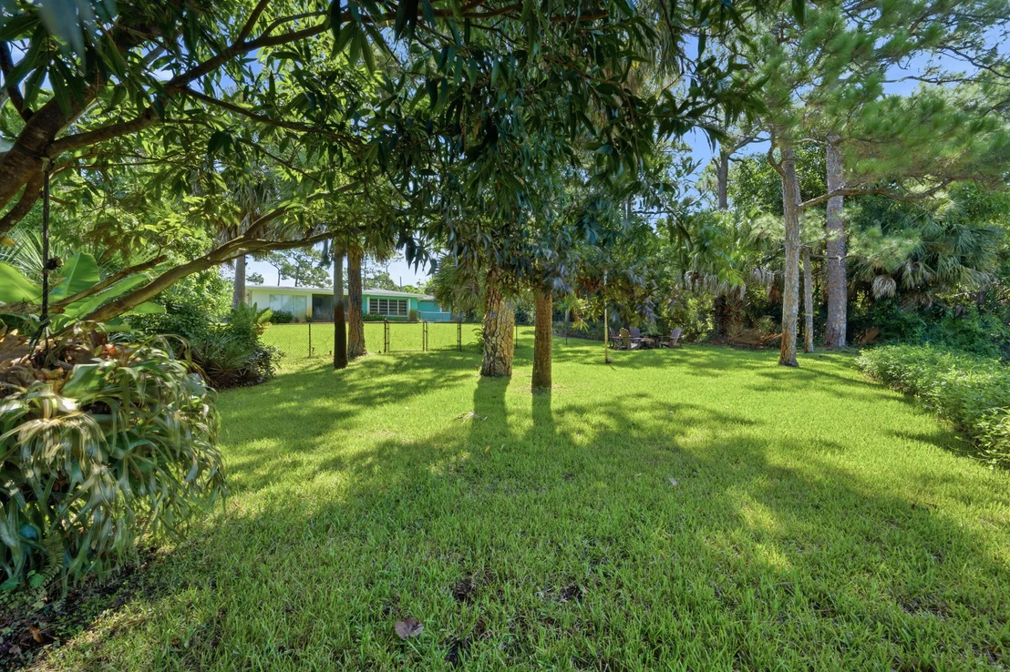 Photo of 4916 SE MANATEE COVE Road