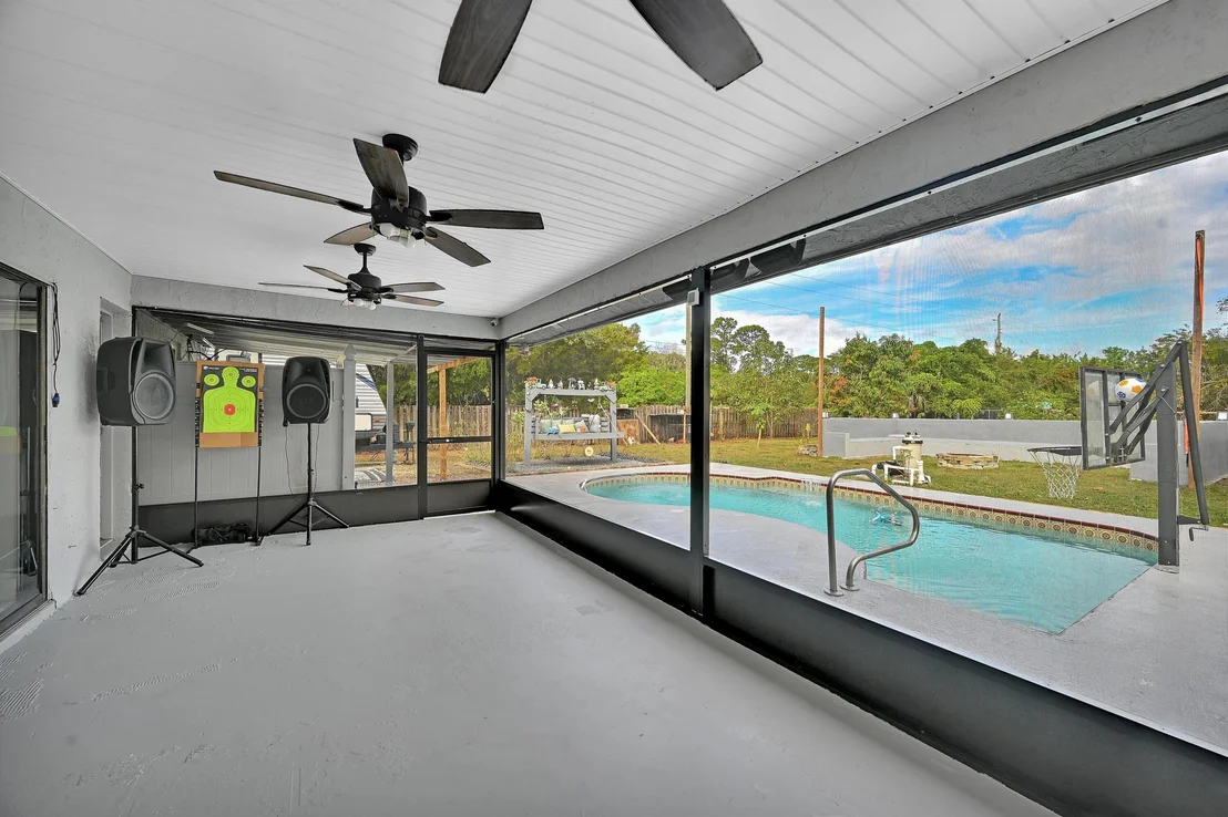 Photo of 2404 Dade Road