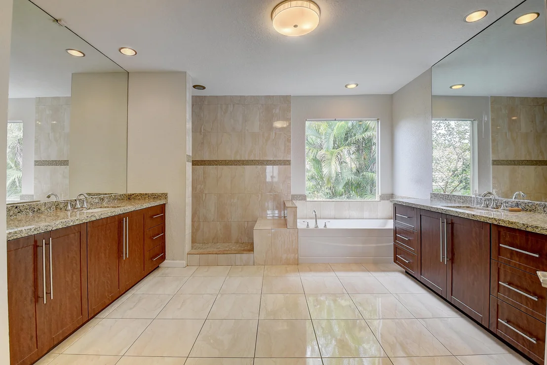 Photo of 4276 NW 66th Drive