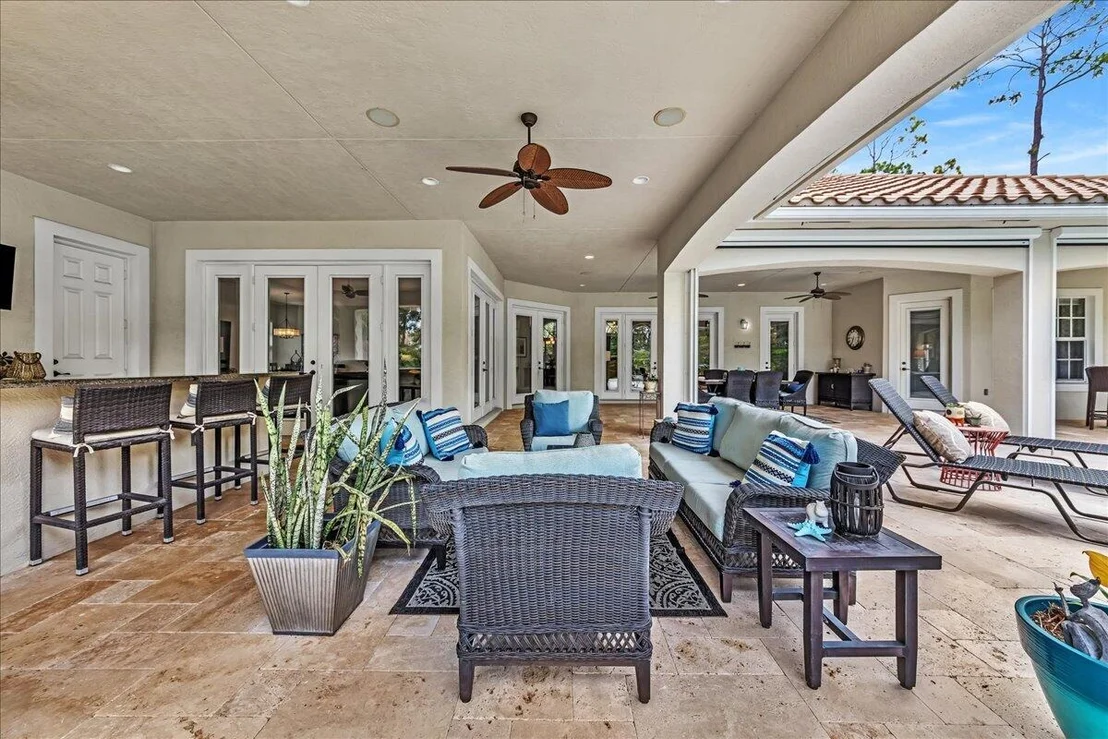 Photo of 378 Squire Drive