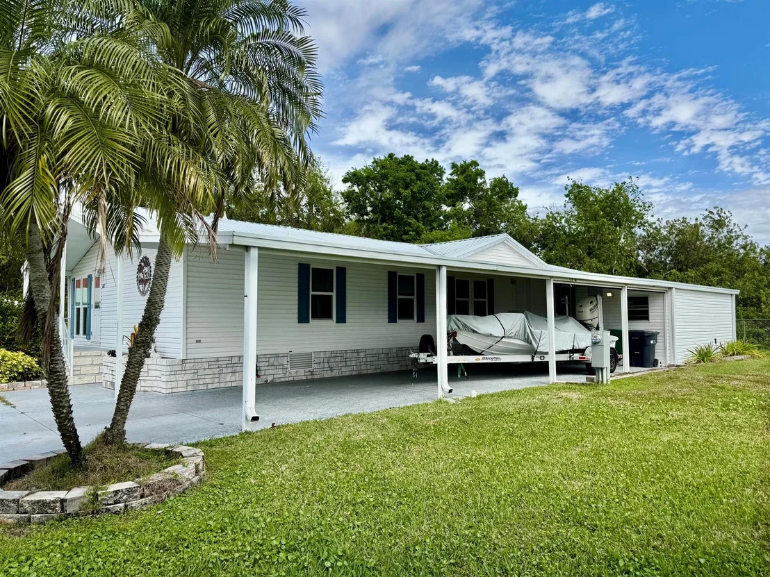 Photo of 1615 SW 35th Circle