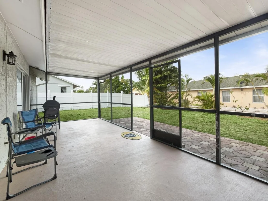 Photo of 1343 Pinetta Circle