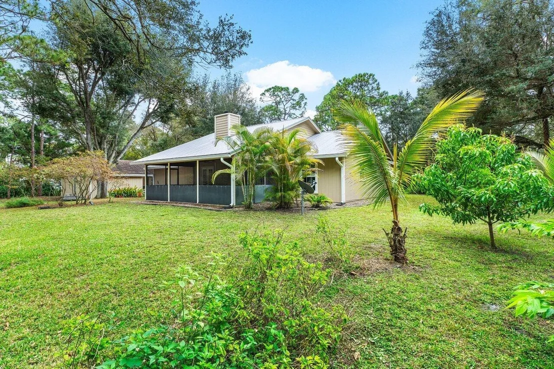 Photo of 13089 Persimmon Boulevard